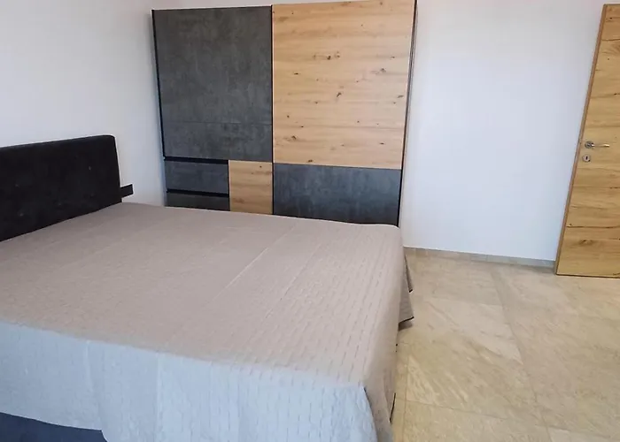 Art Adria Διαμέρισμα *